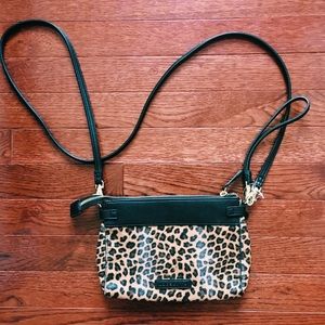 Cute cross body bag from Liz Claiborne